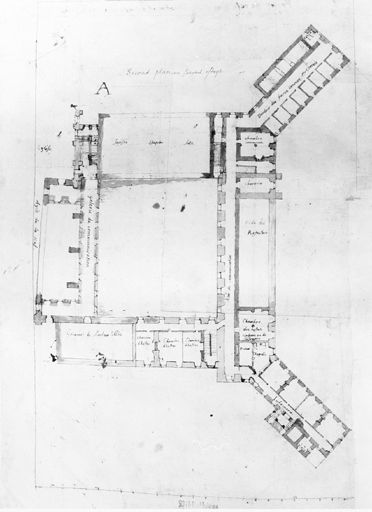 Abbaye de bénédictins puis de mauristes, dite abbaye Saint-Aubin, actuellement hôtel du Département et préfecture de Maine-et-Loire