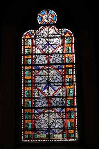 Ensemble de 3 verrières décoratives (baies 6, 8 et 10) - Église paroissiale Saint-Aubin, Saint-Aubin-Fosse-Louvain