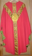 Ornement rouge n° 16 : chasuble