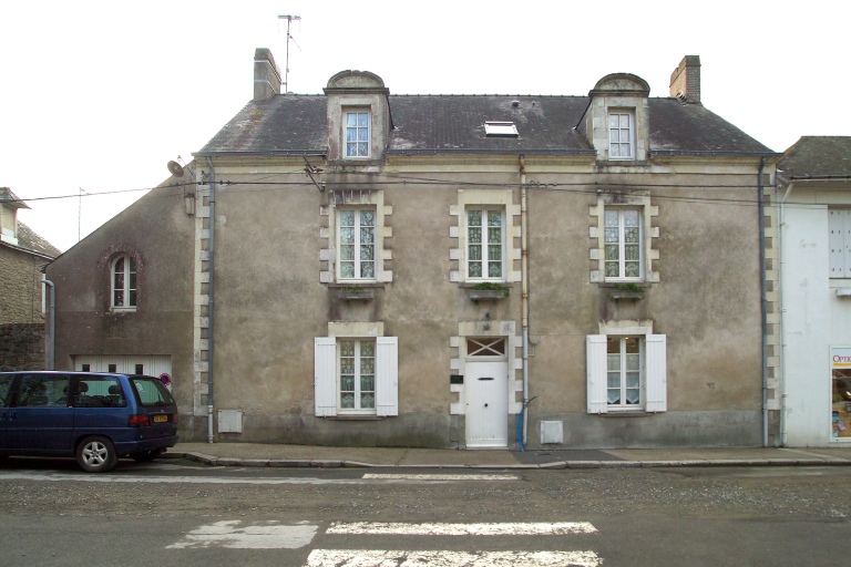 Maison, 10 place du Marhallé