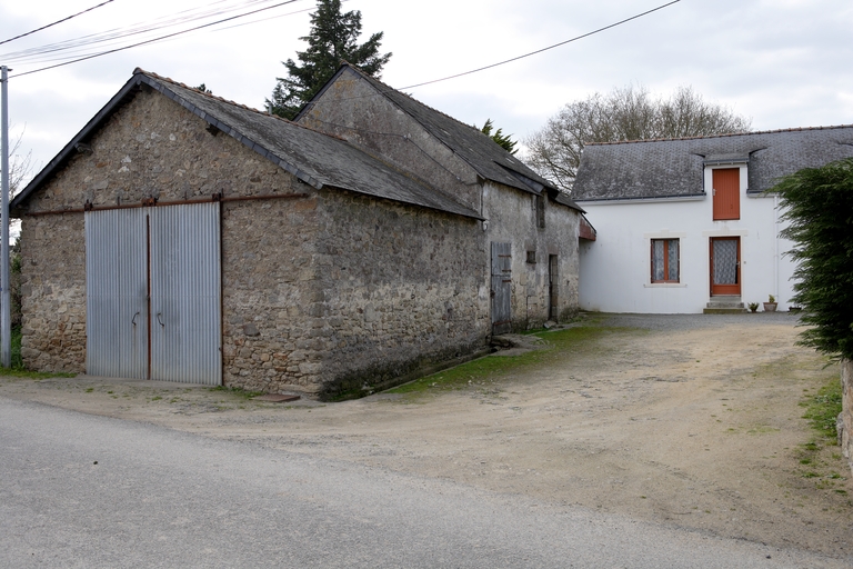 Ferme, Bézans, 1er ensemble