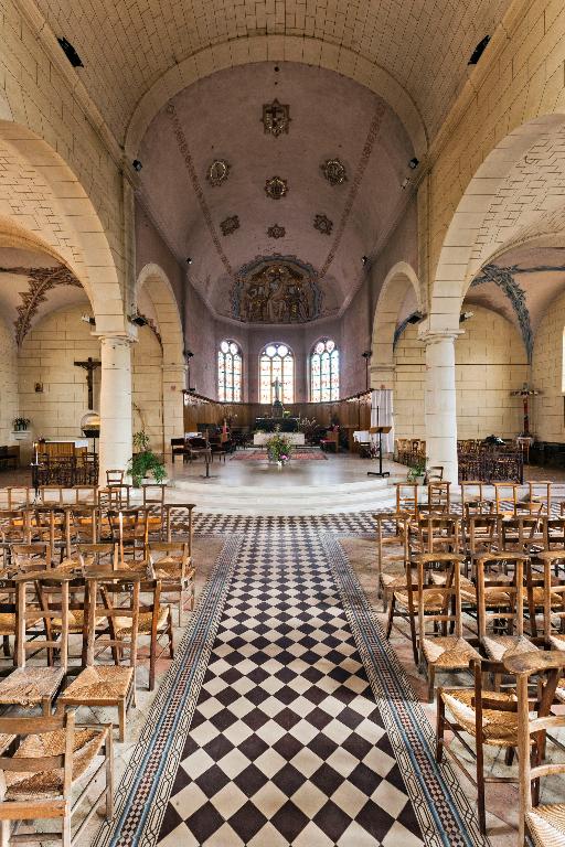 Le décor peint de l'église paroissiale Saint-Sulpice de Bonnétable.