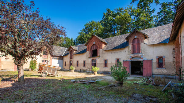 Communs du château de la Valette