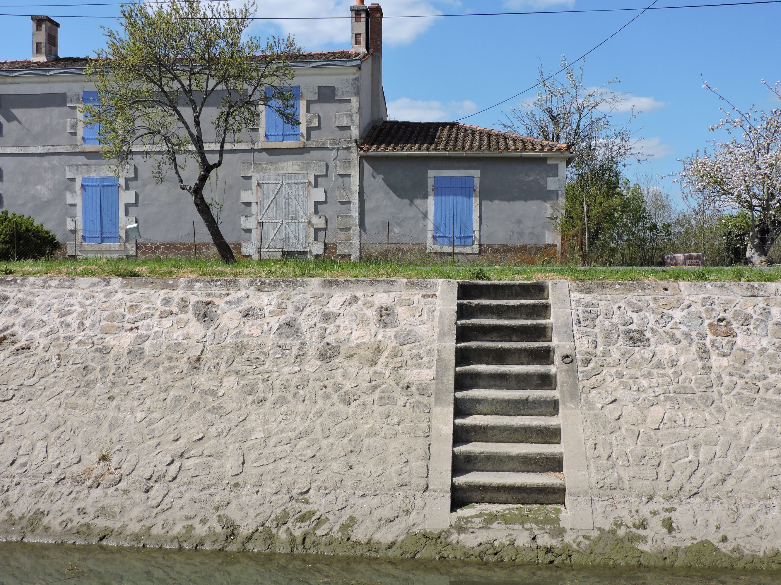 Barrage éclusé de la Vieille Sèvre à Bazoin