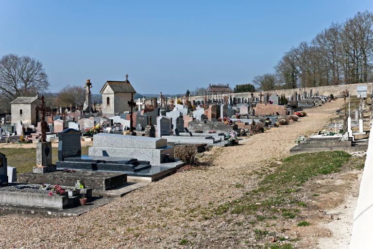 Cimetière à Beaumont-Pied-de-Bœuf