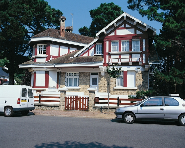 Maison dite villa balnéaire Villa Marthe, 44 avenue de la Grande-Dune