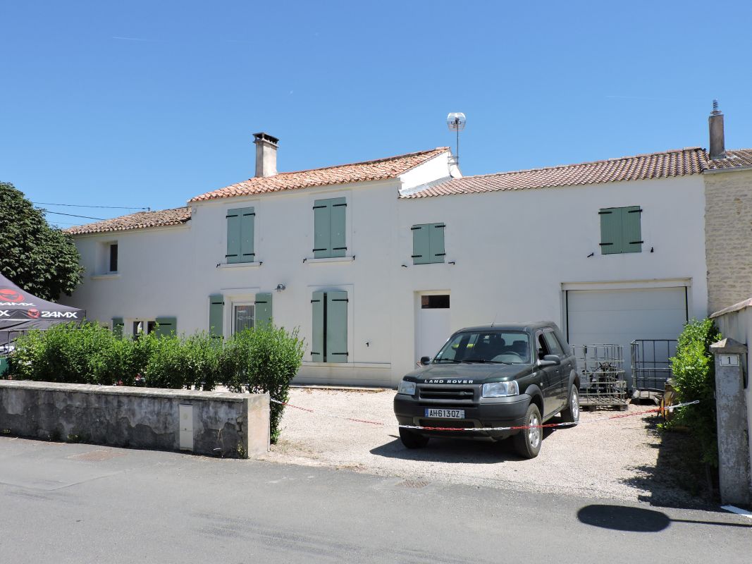 Maison, atelier d'artisan ; le Pont aux chèvres, 1 rue du Sablon