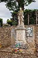 Monuments aux morts de la guerre de 1914-1918 de de commune de Saint-Georges-du-Rosay.