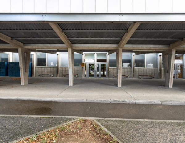 Ancien couvent puis caserne actuellement lycée Touchard