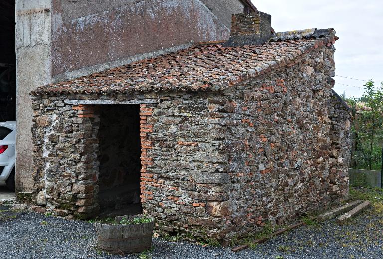 Four commun au village de Brétigné (Le Pallet), AM01-177, cadastre 2018.