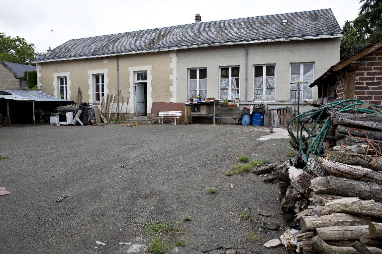 École mixte de Pont-de-Braye, actuellement maison, 50 rue du Val-de-Braye