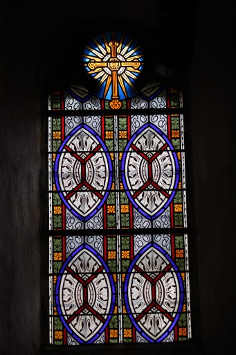 Ensemble de 3 verrières décoratives (baies 6, 8 et 10) - Église paroissiale Saint-Aubin, Saint-Aubin-Fosse-Louvain
