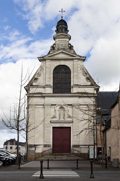 Chapelle de la Trinité, Couvent d'ursulines, actuellement Centre Culturel de la communauté de communes du pays de Château-Gontier, rue Horeau