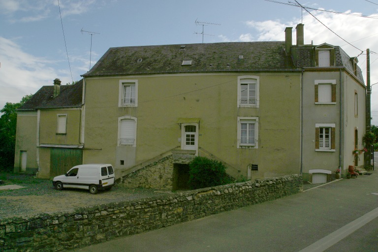Maison - 10 rue Nationale, Saint-Jean-sur-Erve