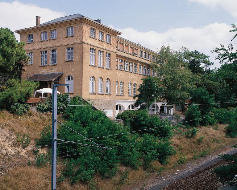 Colonie de vacances : Fondation Baratte Cholet, 2 allée de Cérès