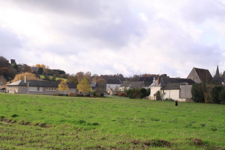 Présentation du village de Saint-Pierre-du-Lorouër