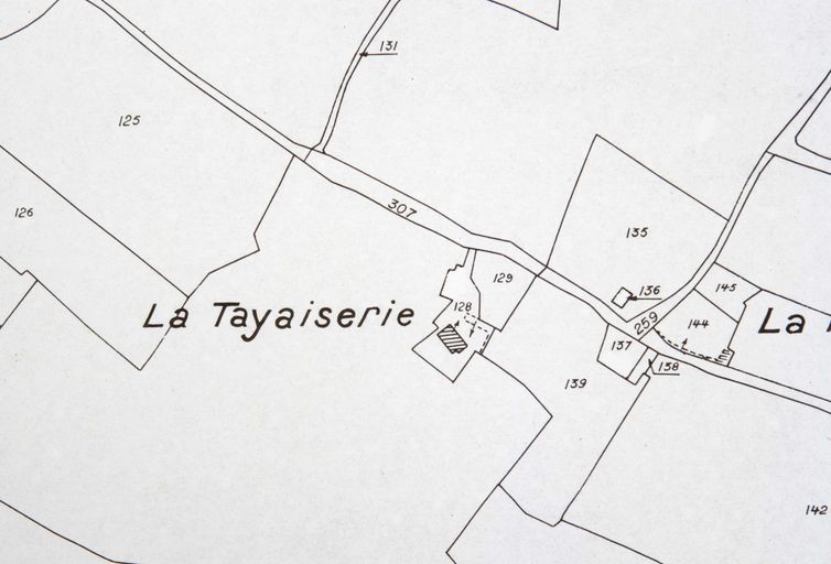 Écart, puis ferme, actuellement maison - la Tayaiserie, anciennement la Maltaiterie, Saint-Léger