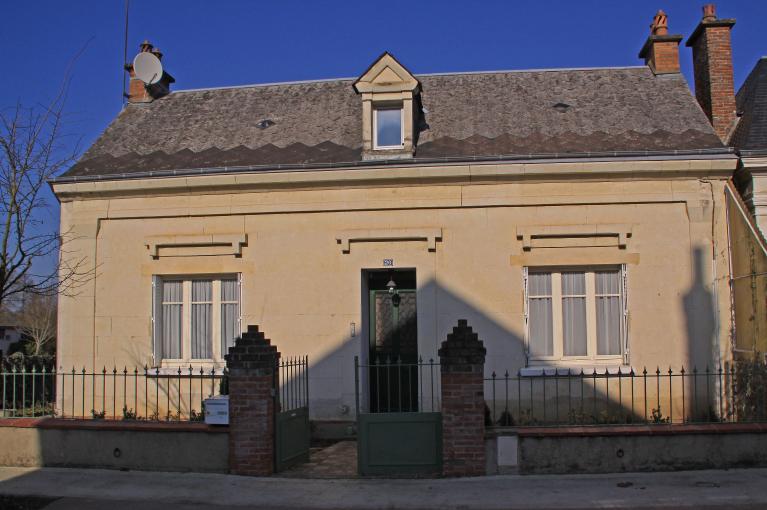 Présentation du village de Saint-Pierre-du-Lorouër