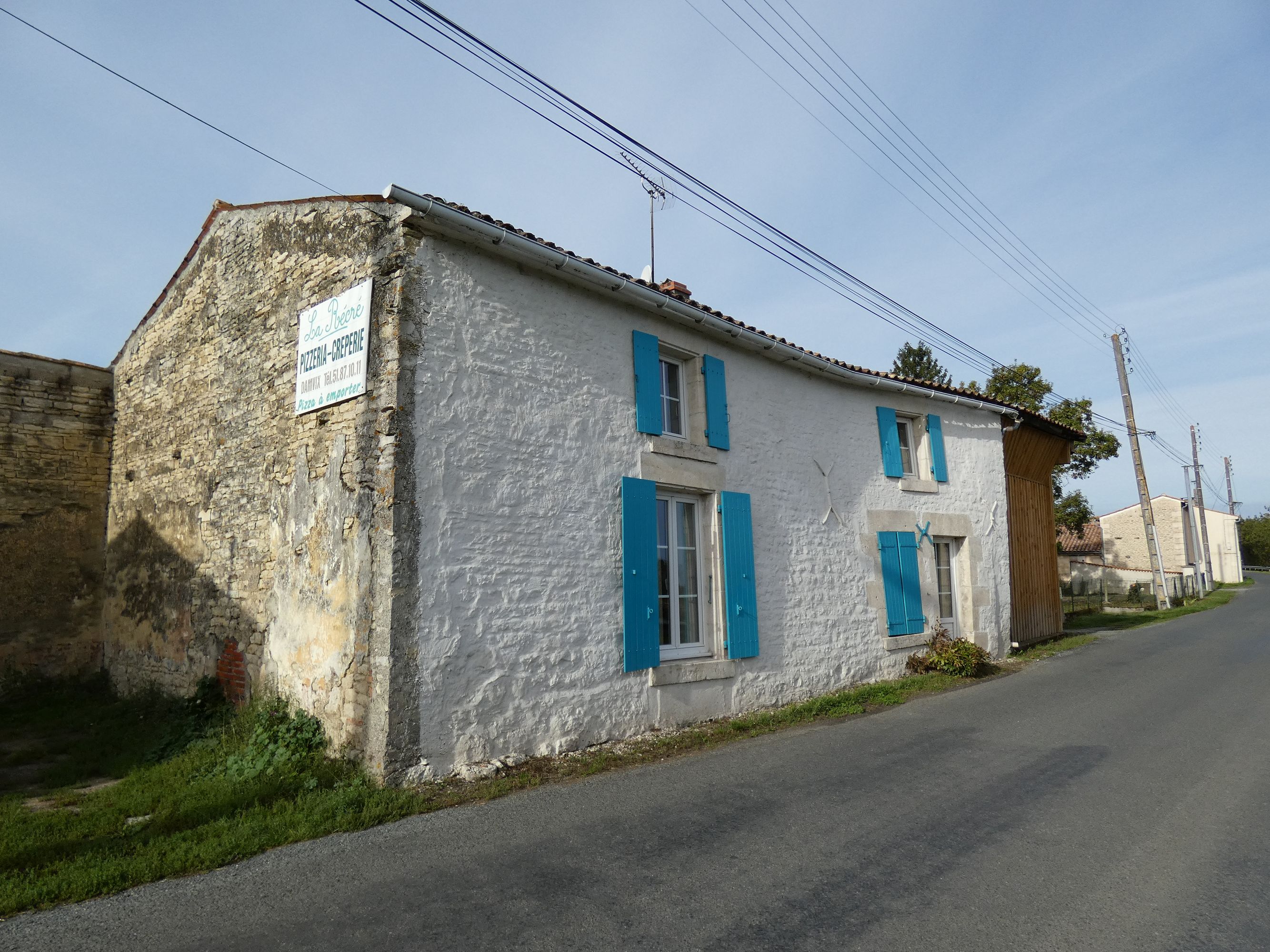 Ferme, actuellement maison ; les Lavaudries, 22, les Bourdettes