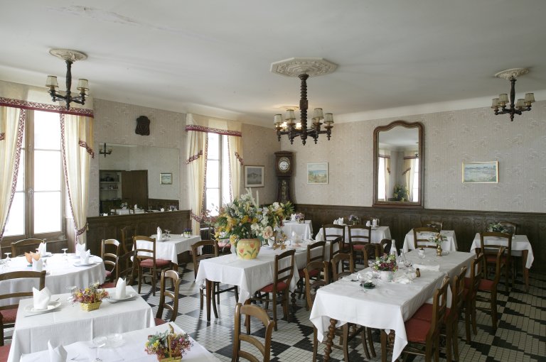 Hôtel de voyageurs Le Croissant, 1 rue du Croissant