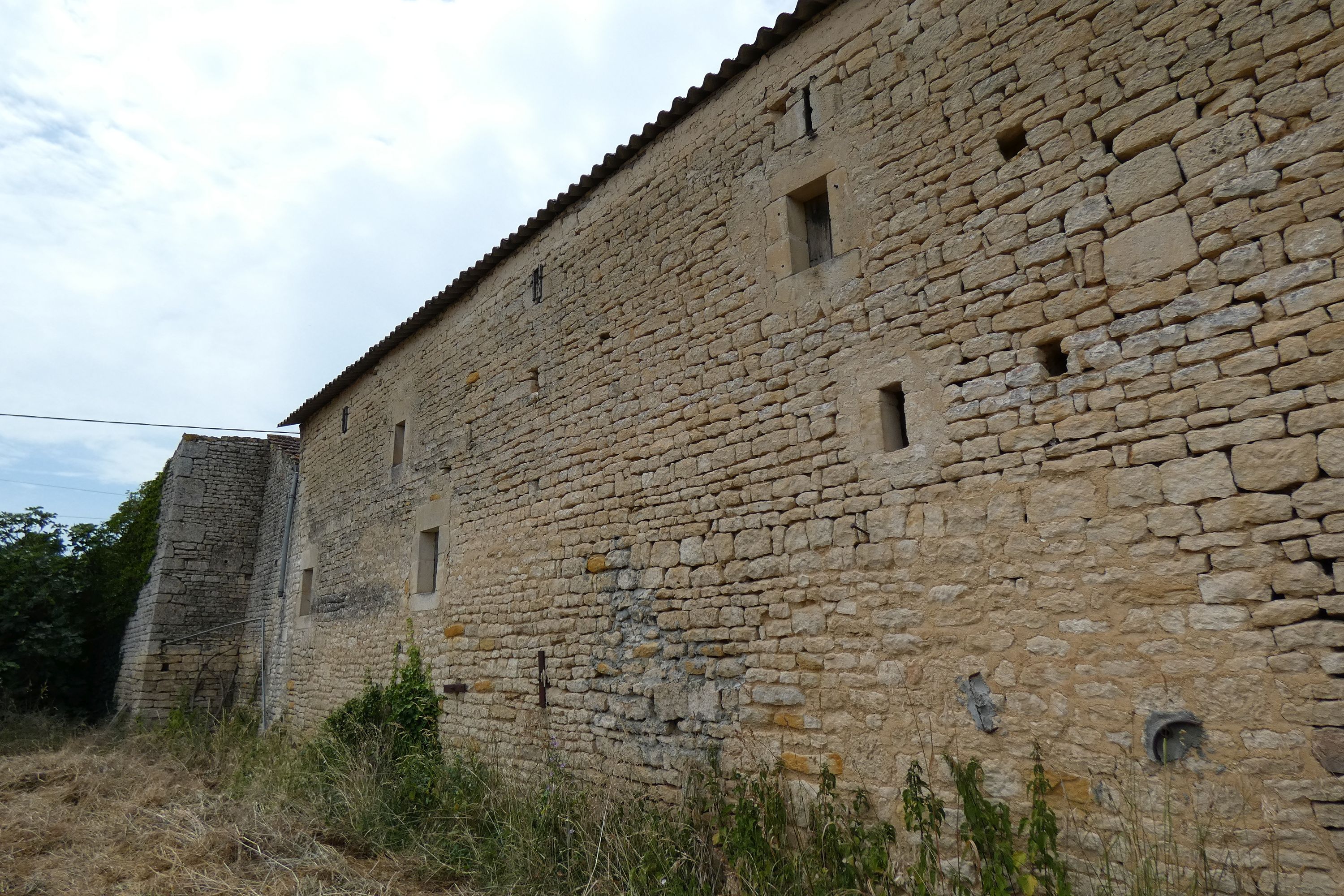 Demeure dite le Logis d'Aziré, actuellement maison, 44 chemin de la Chapelle