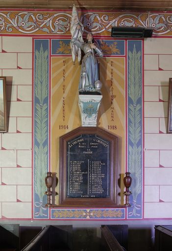 Monument aux morts, église paroissiale Sainte-Gemme de La Fresnaye-sur-Chédouet