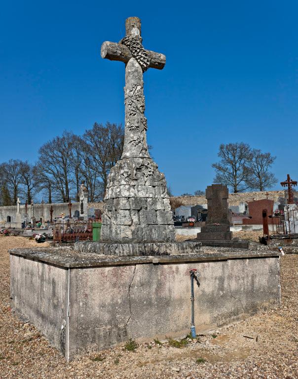 Cimetière à Beaumont-Pied-de-Bœuf