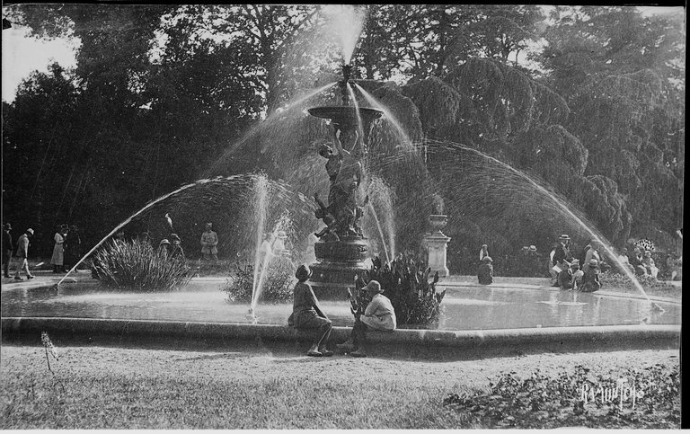 Jardin public, dit jardin Dumaine, rue de l'Hôtel-de-Ville